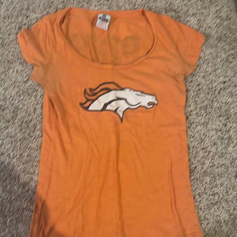 Size small super cute !